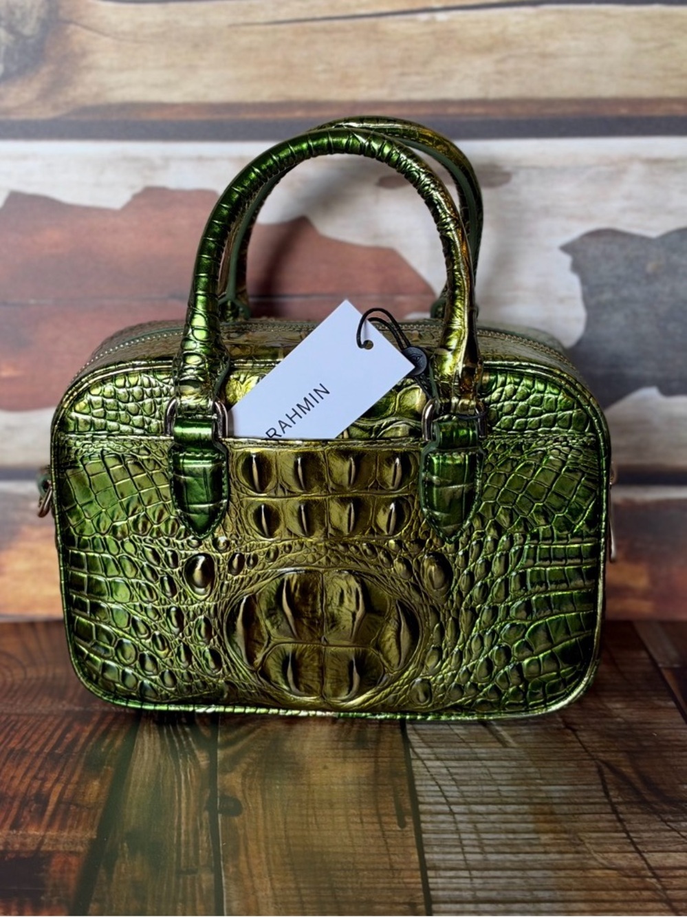 Firm ~~ 2x eyes Brahmin Mara Cacti Green Metallic Beauty NWT - Picture 10 of 16